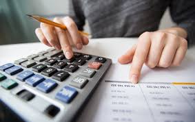 Saiba quanto a saúde mental custa para empresas e economia. Dados globais, brasileiros e catarinenses mostram por que líderes devem agir agora.